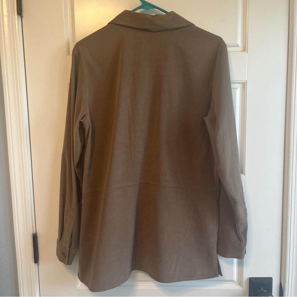Liz Claiborne Crazy Horse Stretch Long Sleeve Button Down Shirt Tan - Picture 3 of 5
